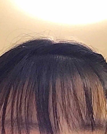 私流のシースルー前髪の作り方です！
Ⅰ→根元からしっかりストレートにします
2→左端、右端、真ん中の順番で毛先まで挟んだ  
       ら上に持ち上げてふわっとさせて離します。
3→全体がふわっとな