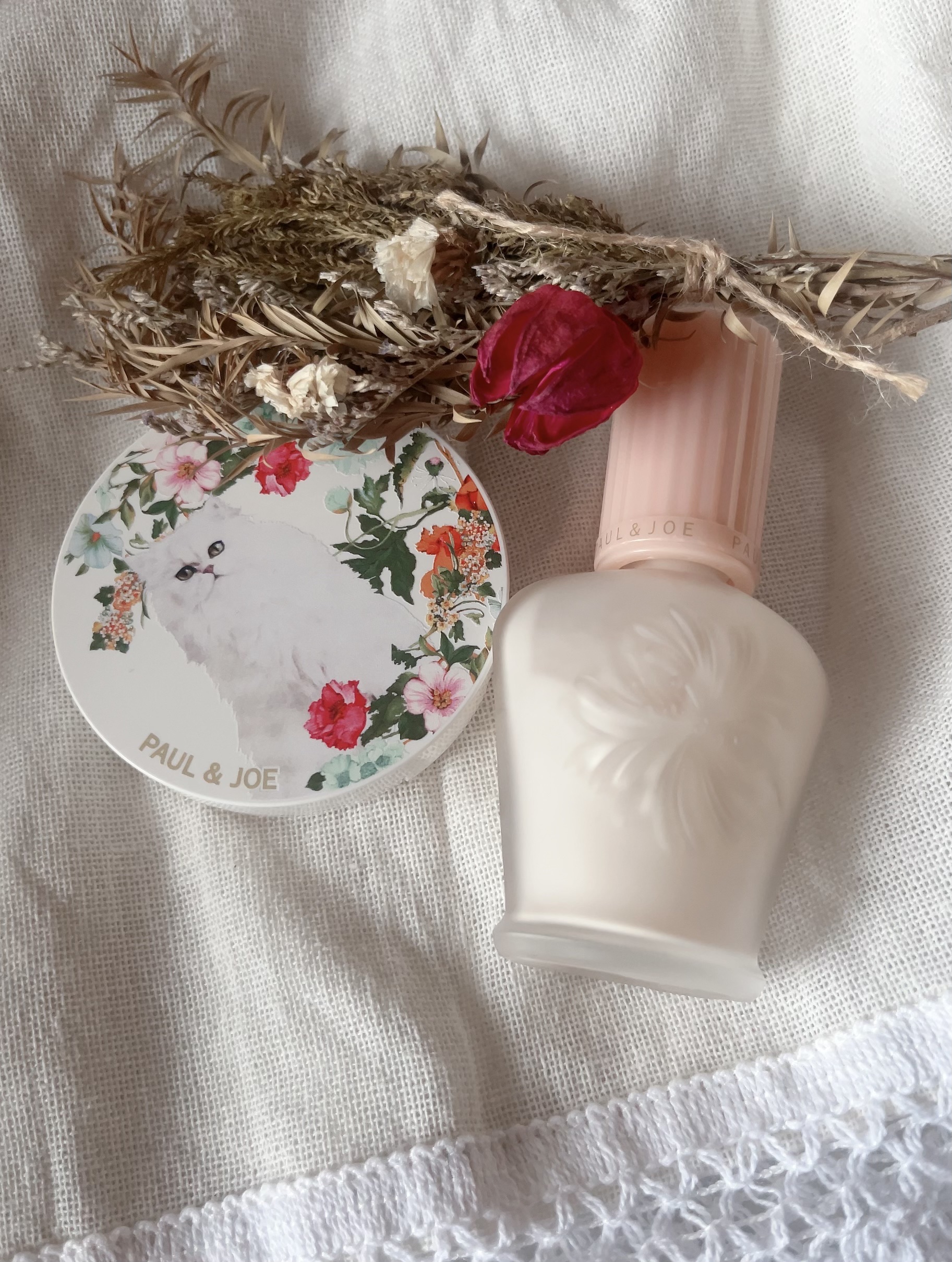 プロテクティング フェイス パウダー/PAUL & JOE BEAUTE/プレストパウダーを使ったクチコミ（1枚目）