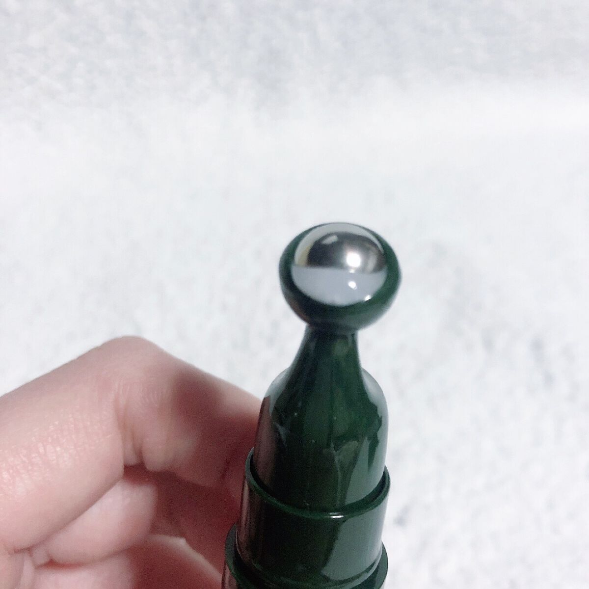 グリーンティーシード モイスト アイ&フェイスボール/innisfree/美容液を使ったクチコミ(3枚目)