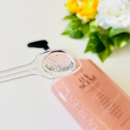 スクラブボディウォッシュ フラワーマーケット ホワイトチューリップ/LUV SCENT/ボディスクラブを使ったクチコミ(3枚目)