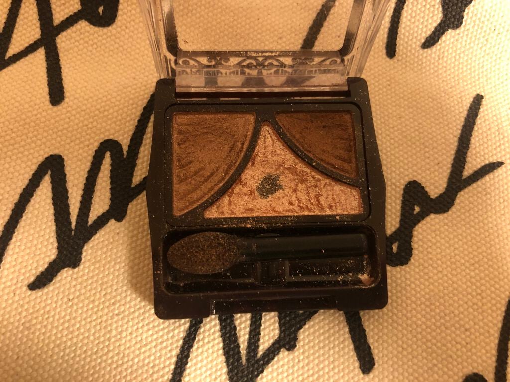 ジューシーピュアアイズ/キャンメイク/アイシャドウパレットを使ったクチコミ(2枚目)