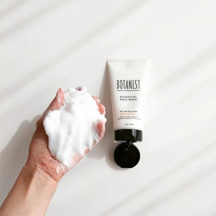 ボタニカルフェイスウォッシュ デューイーモイスチャー/BOTANIST/洗顔フォームを使ったクチコミ(2枚目)