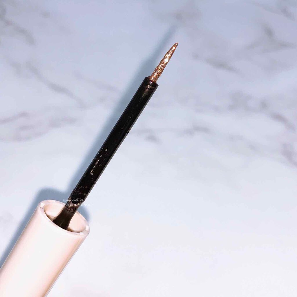 グリッターイルミネーションライナー/CipiCipi/リキッドアイライナーを使ったクチコミ（3枚目）