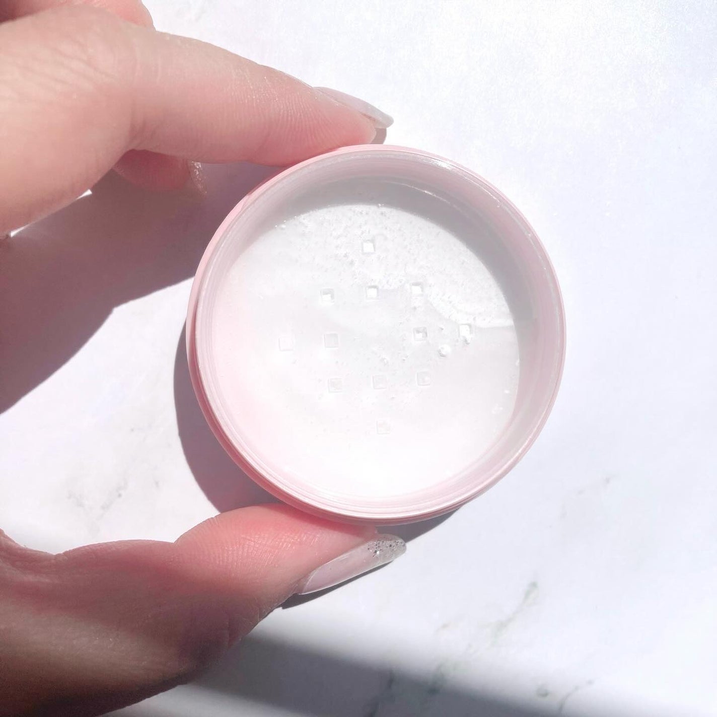 ピーチコットン マルチフィニッシュパウダー/SKINFOOD/ルースパウダーを使ったクチコミ(4枚目)