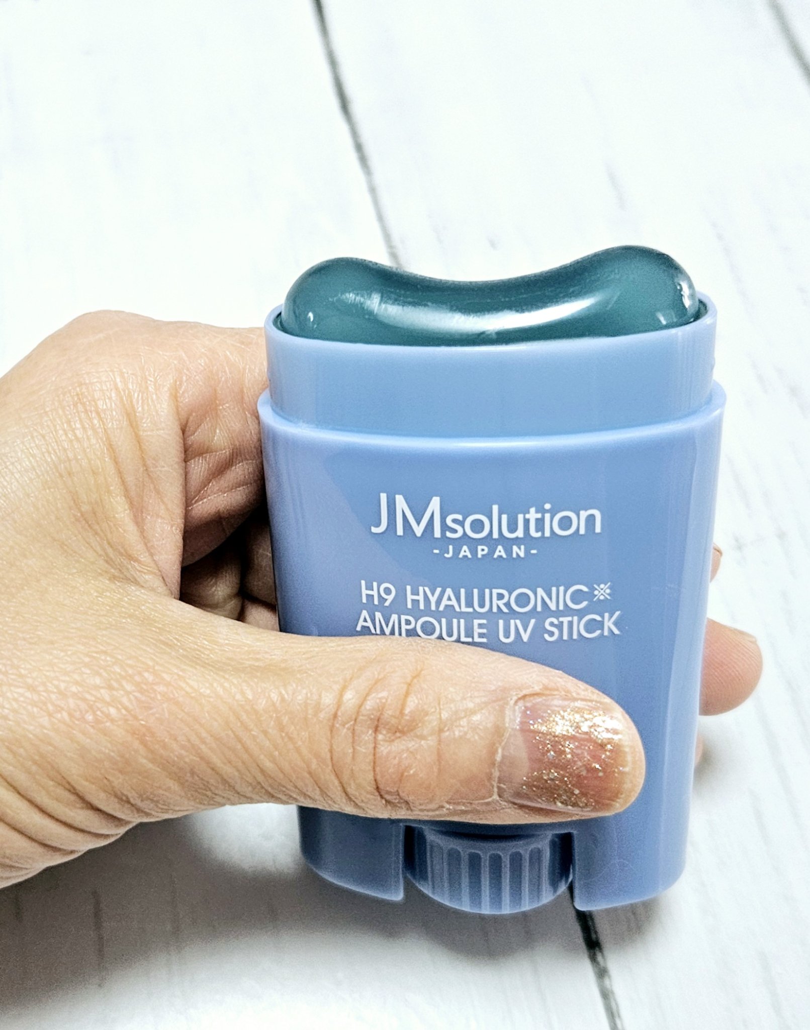 日焼け止めスティック H9ヒアルロニックアンプルUVスティック AQUA/JMsolution/日焼け止めスティックを使ったクチコミ（2枚目）