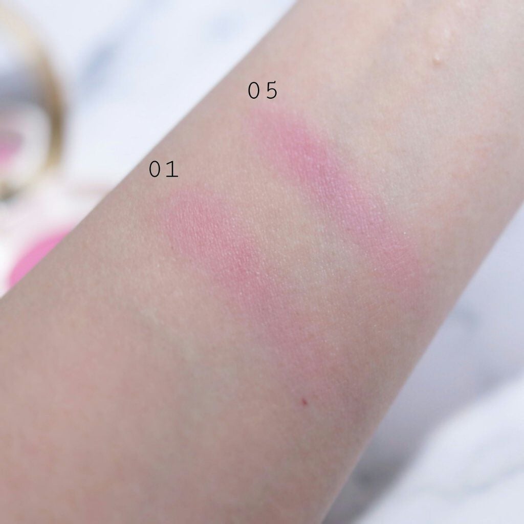 パウダーブラッシュ/レ・メルヴェイユーズ ラデュレ/パウダーチークを使ったクチコミ(4枚目)