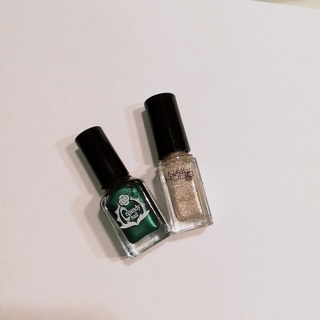 カラフルネイルズ/キャンメイク/マニキュアを使ったクチコミ(3枚目)