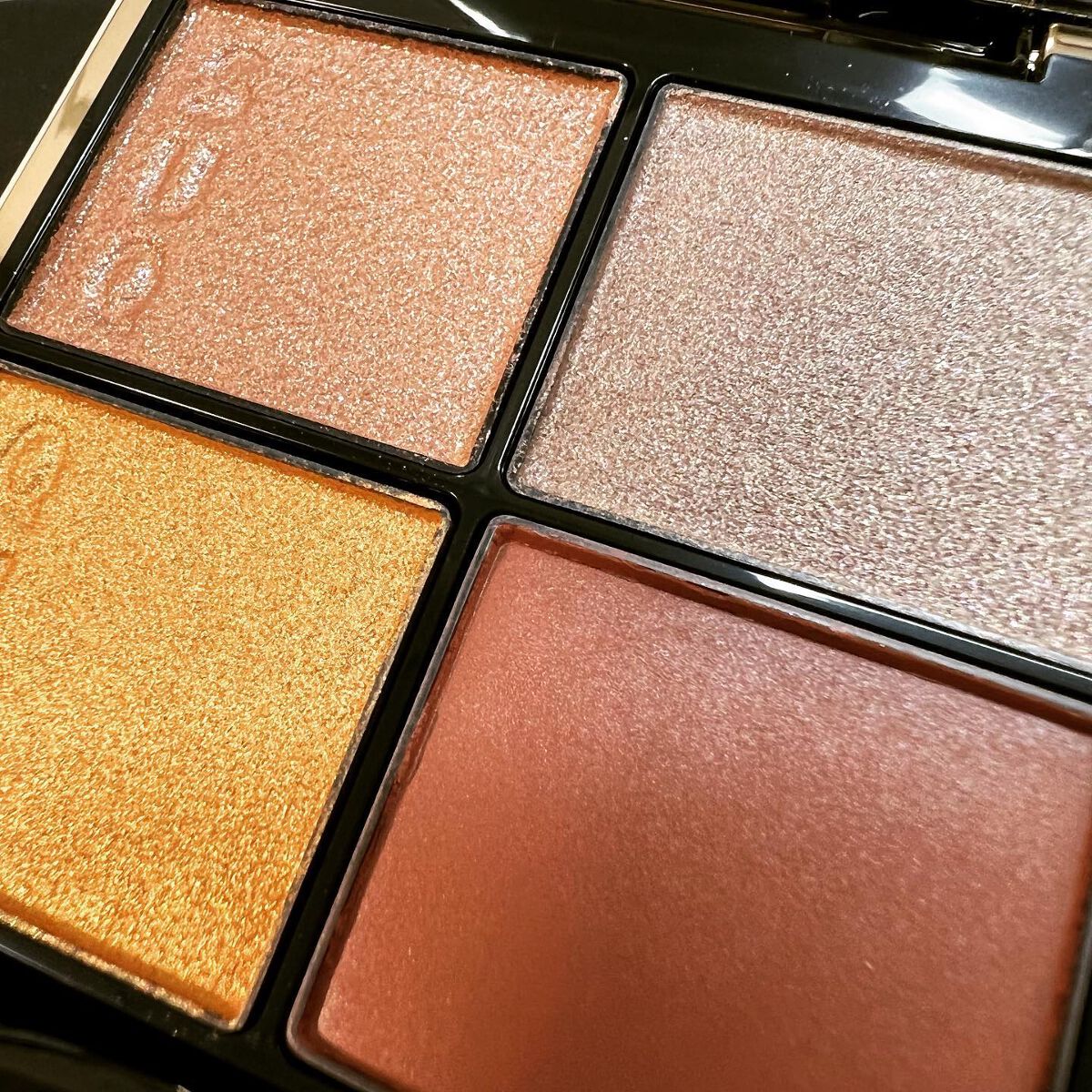 シグニチャー カラー アイズ/SUQQU/アイシャドウパレットを使ったクチコミ(2枚目)