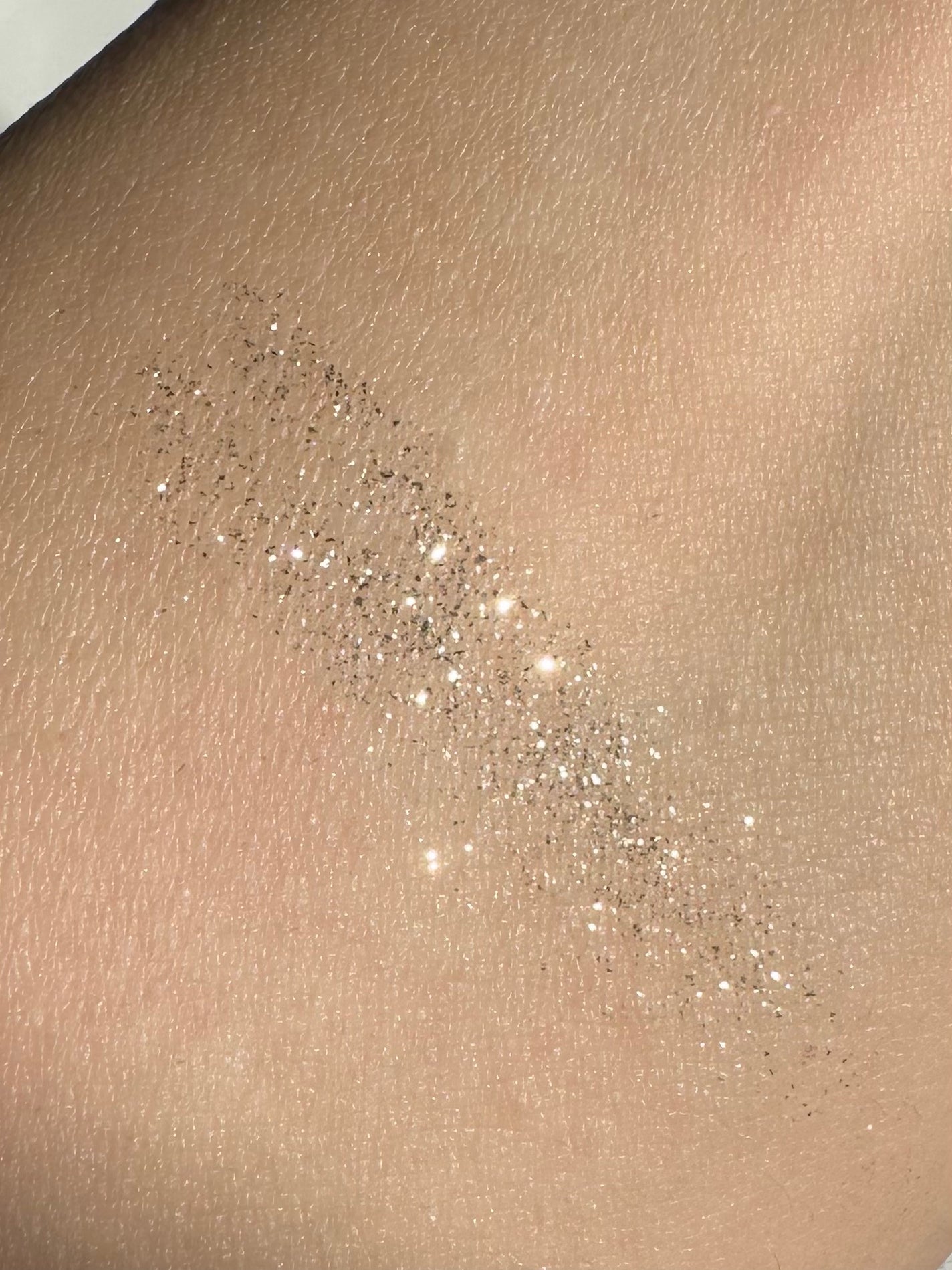 ダズリング ジェム/DECORTÉ/単色アイシャドウを使ったクチコミ(3枚目)