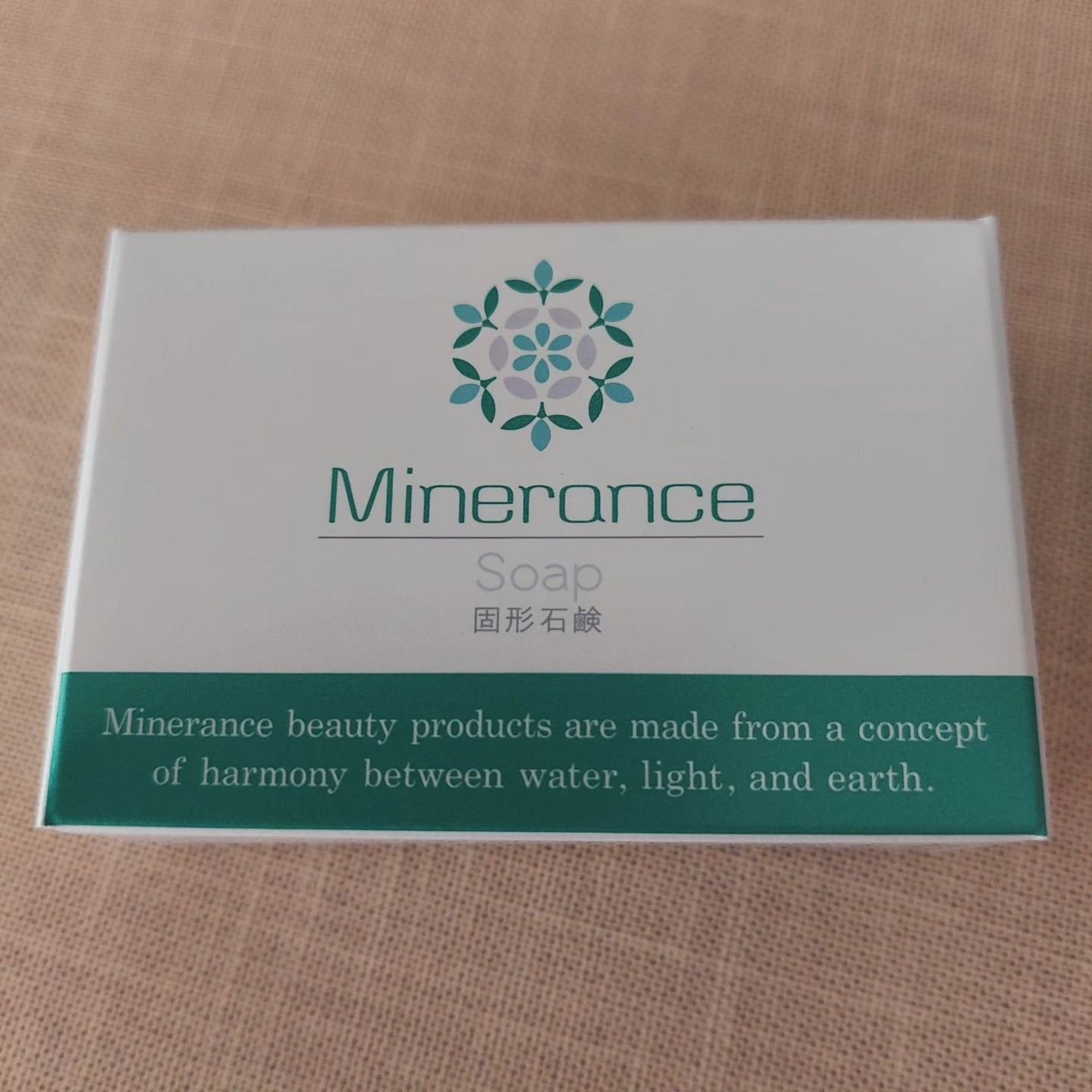 暁子 on LIPS 「すっきりした使用感。軽いメイクも落とせる無添加練りせっけんです..」(1枚目)