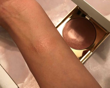 Heaven's Hue highlighter/stila/パウダーハイライトを使ったクチコミ(2枚目)