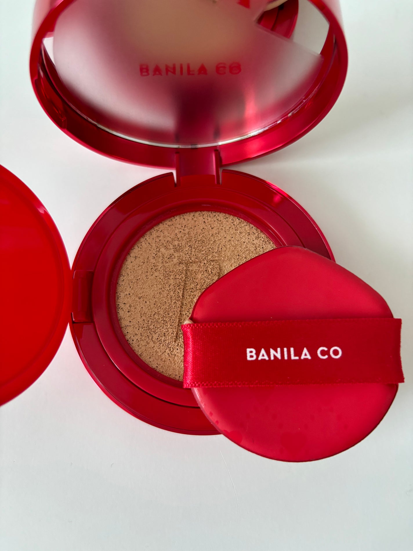 カバーリシャス アルティメット ホワイトクッション/BANILA CO/クッションファンデーションを使ったクチコミ(4枚目)