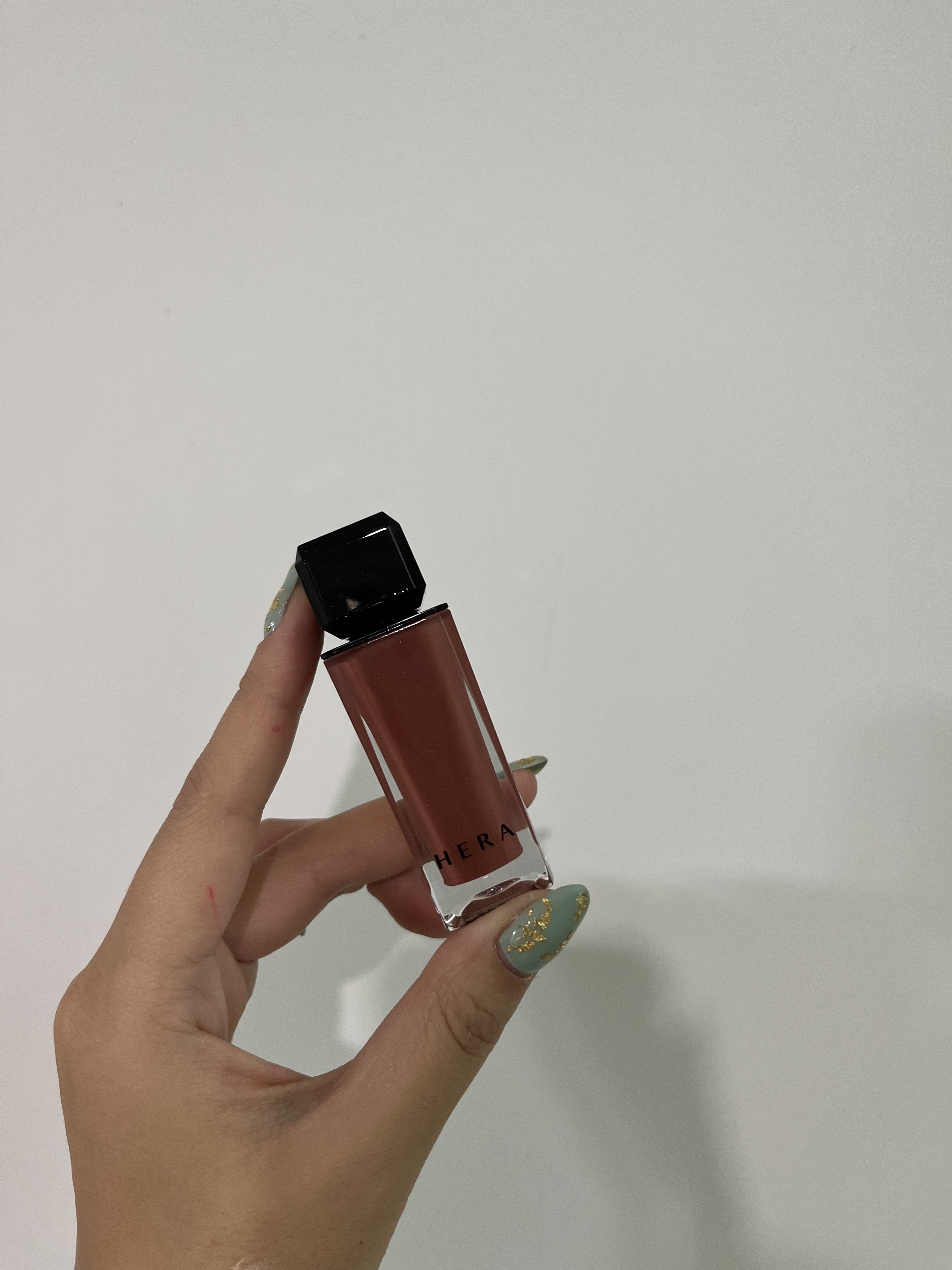 センシュアルヌードグロス/HERA/リップグロスを使ったクチコミ（3枚目）