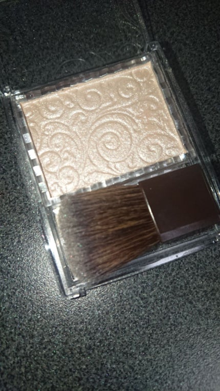 パールグロウハイライト/CEZANNE/パウダーハイライトを使ったクチコミ(2枚目)