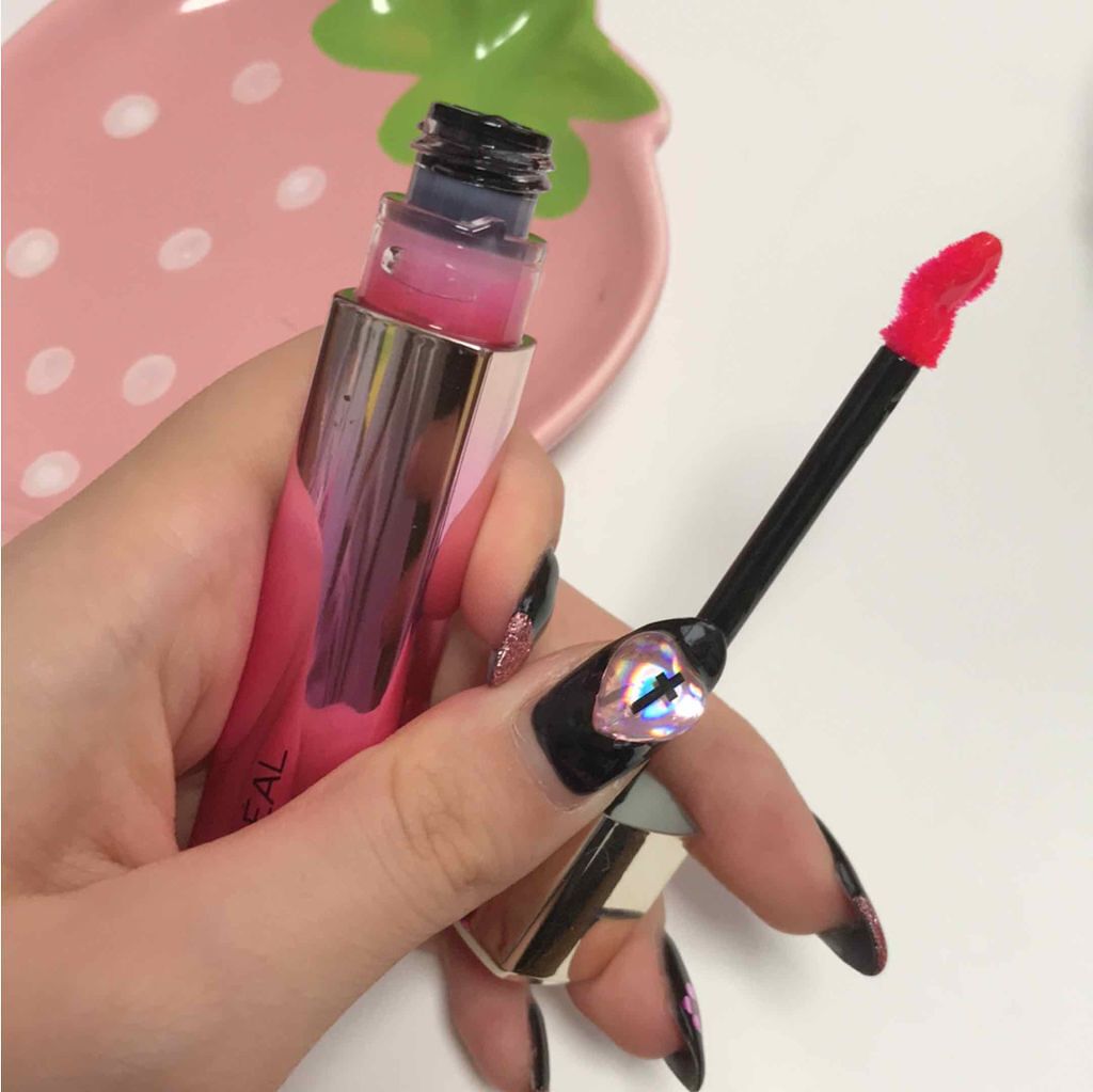 ユイルカレス/ロレアル パリ/リップグロスを使ったクチコミ(3枚目)