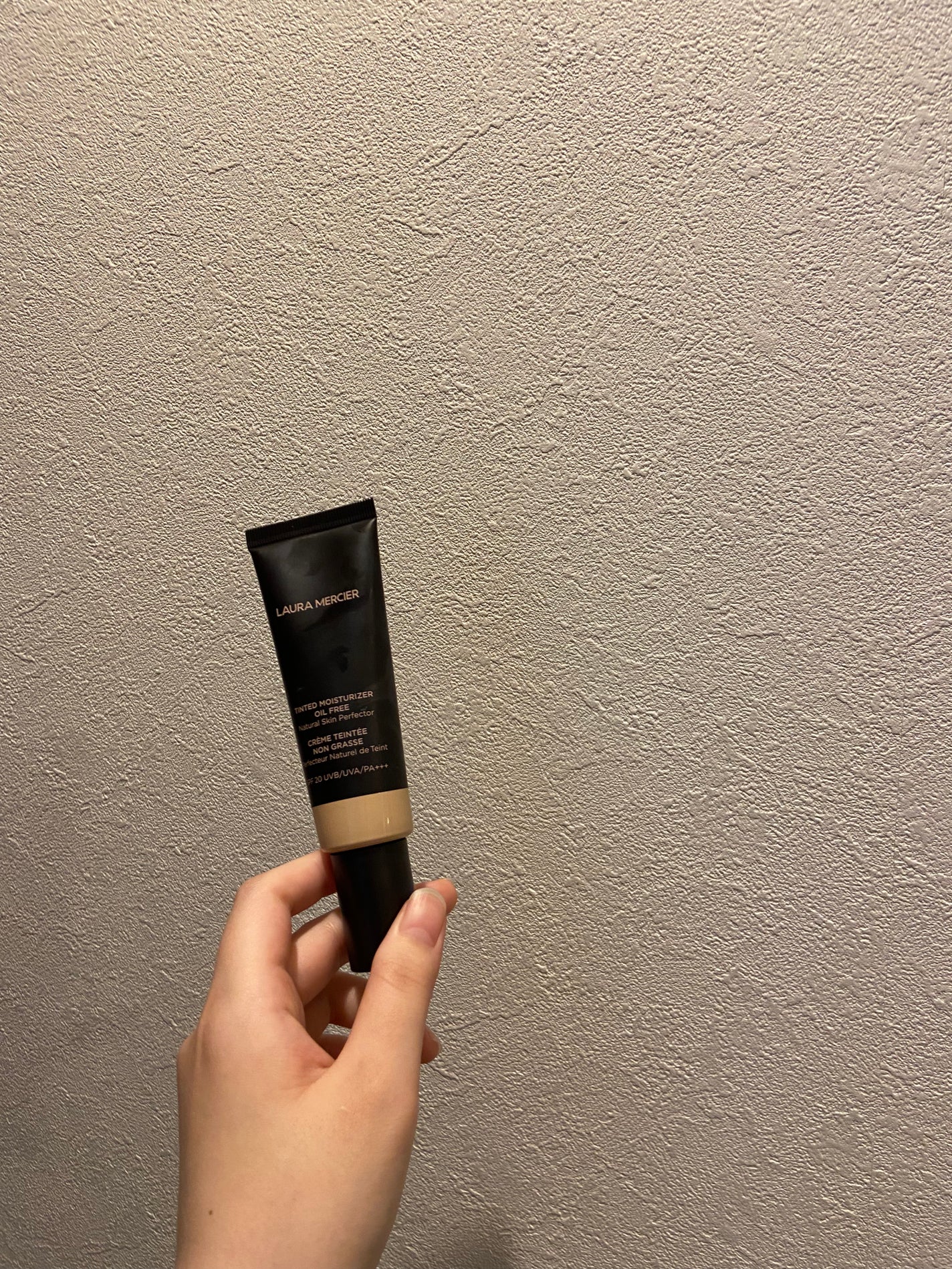 ティンティド モイスチャライザー ブラーリング 0N1