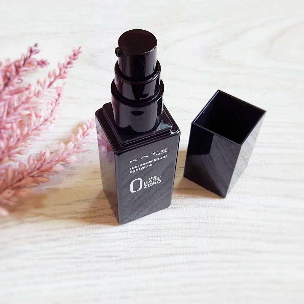 リアルカバーリキッド（ライトグロウ）/KATE/リキッドファンデーションを使ったクチコミ（2枚目）