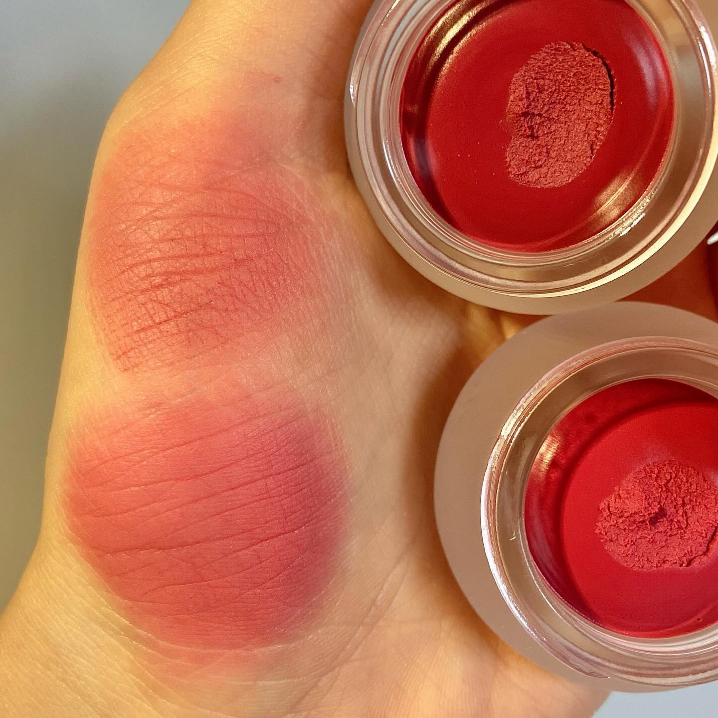 リップアンドチーク ブラーリープリンポット/fwee/口紅を使ったクチコミ（2枚目）