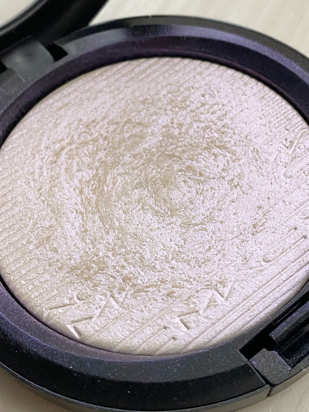 エクストラ ディメンション スキンフィニッシュ/M・A・C/プレストパウダーを使ったクチコミ(3枚目)