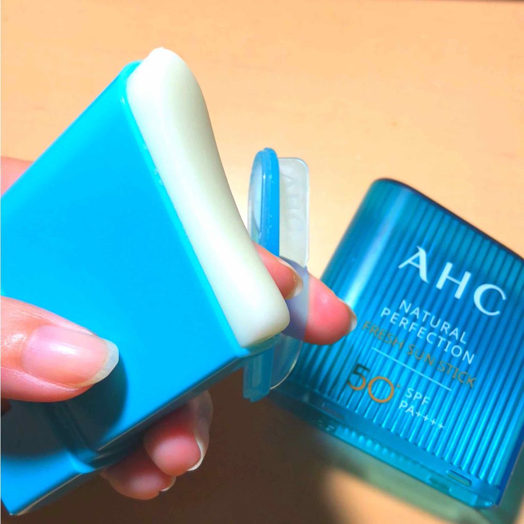 AHC アルティメット リアル アイクリーム フォー フェイスのクチコミ「AHC NATURAL PERFECTION
FRESH SUNSTICK
SPF50＋ PA.....」（3枚目）