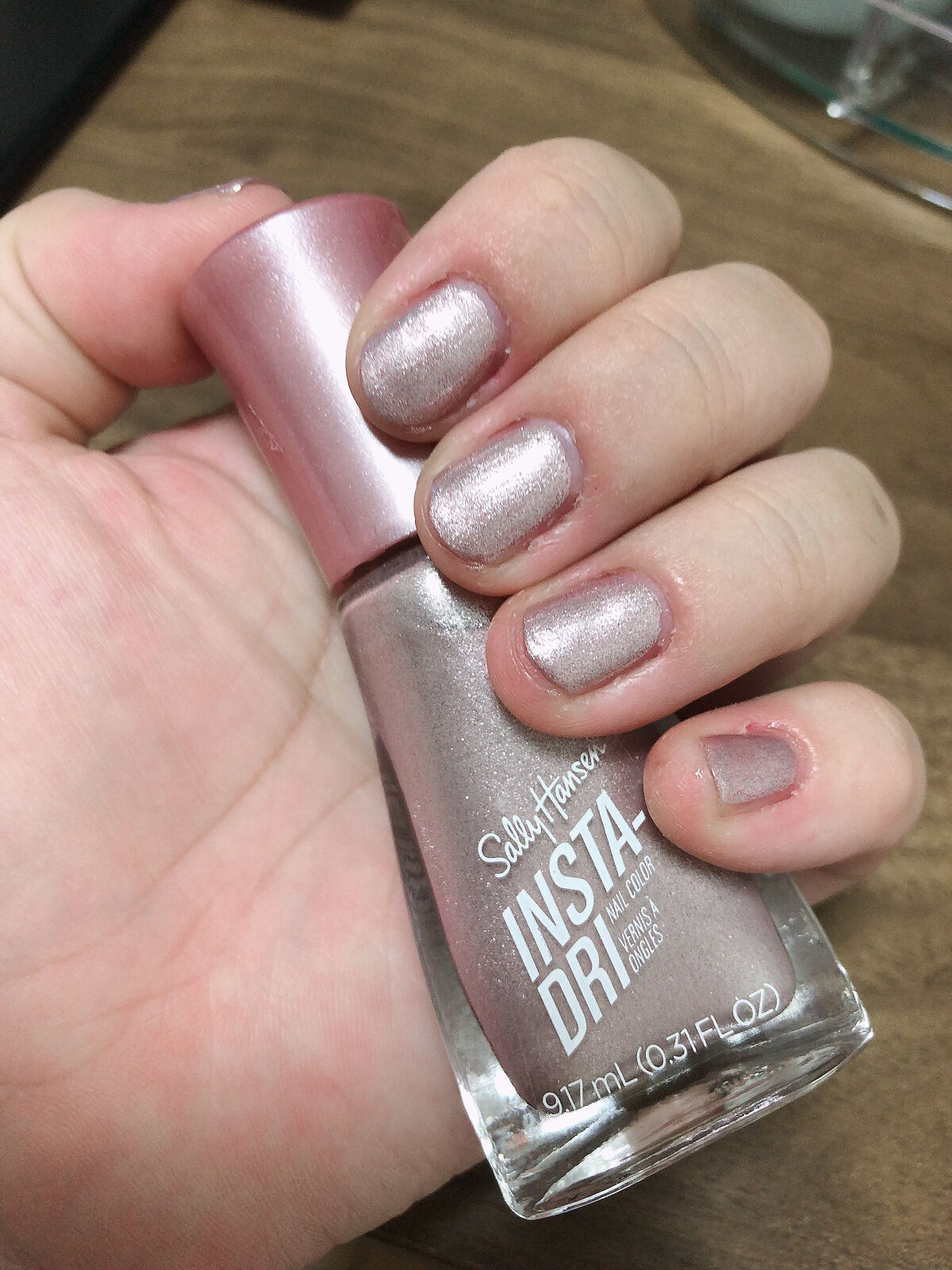 インスタドライ ネイルカラー 253 ペタルトゥザメタル/サリーハンセン/オールインワンネイルを使ったクチコミ（3枚目）