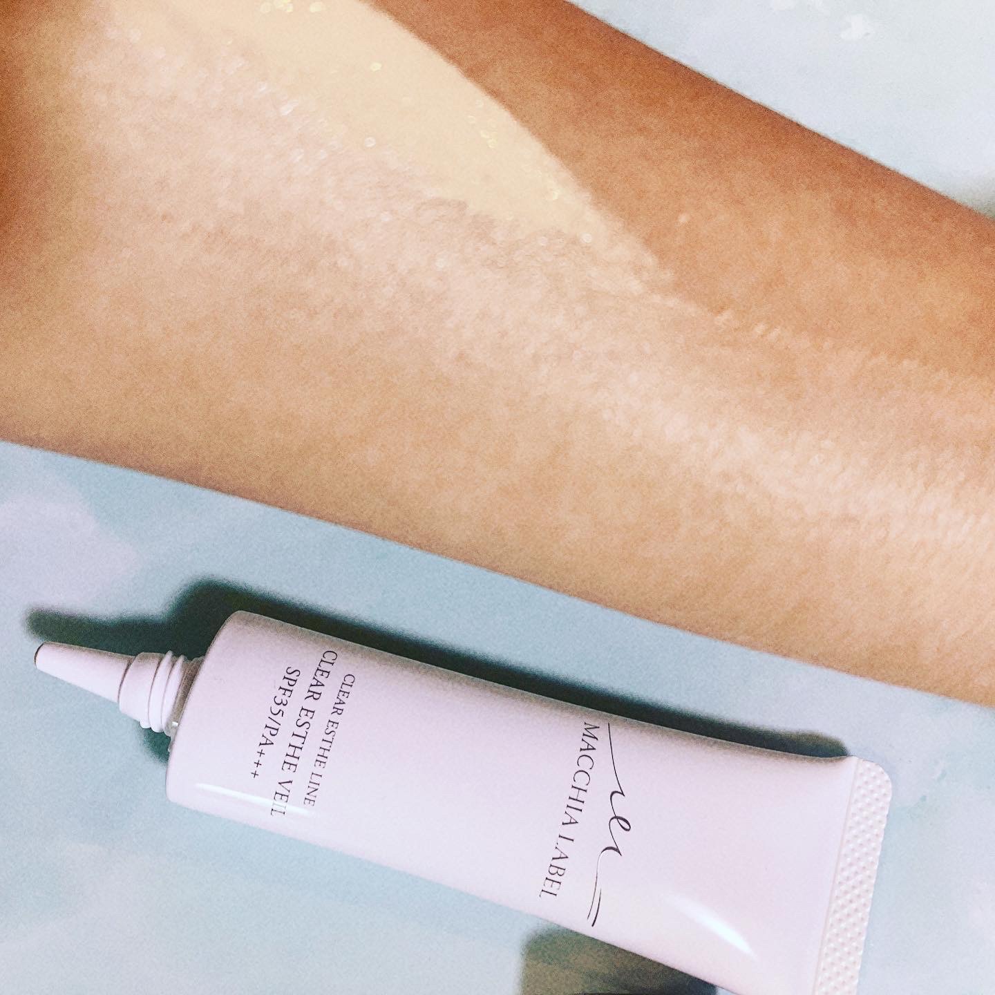 薬用クリアエステヴェール/Macchia Label/リキッドファンデーションを使ったクチコミ（3枚目）