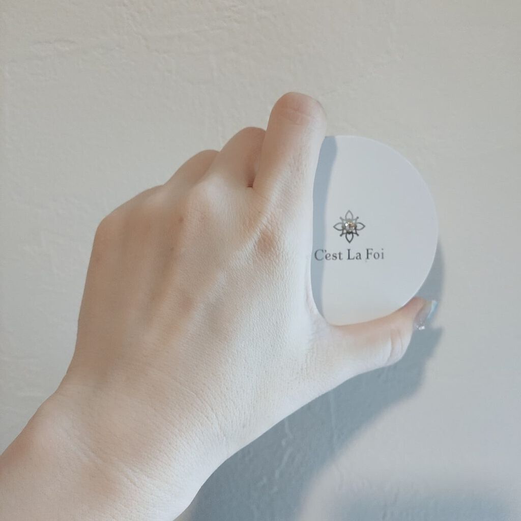 エッセンスパウダー		 ライトベージュ/セラフォア/プレストパウダーを使ったクチコミ（3枚目）