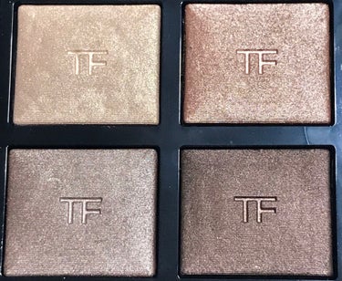 アイ カラー クォード/TOM FORD BEAUTY/パウダーアイシャドウを使ったクチコミ（3枚目）