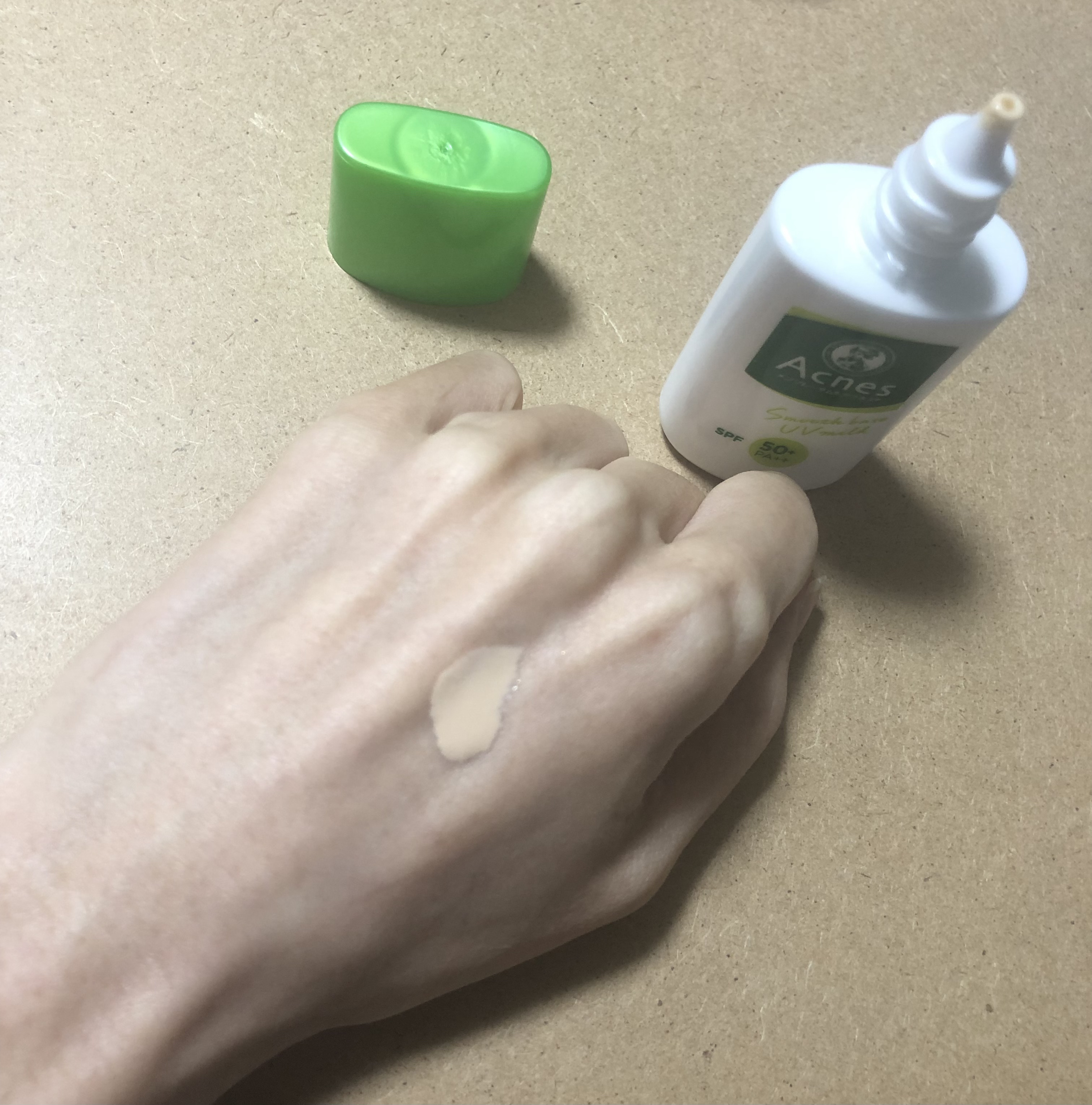 薬用スムースベースUVミルク/メンソレータム アクネス/化粧下地を使ったクチコミ（2枚目）