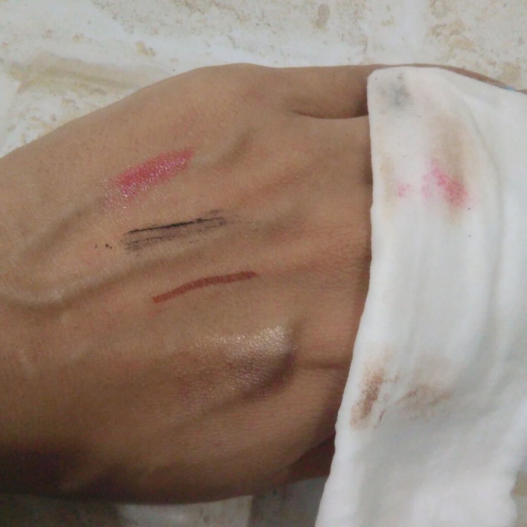 クリアふきとりシート/ビオレ/クレンジングシートを使ったクチコミ(4枚目)