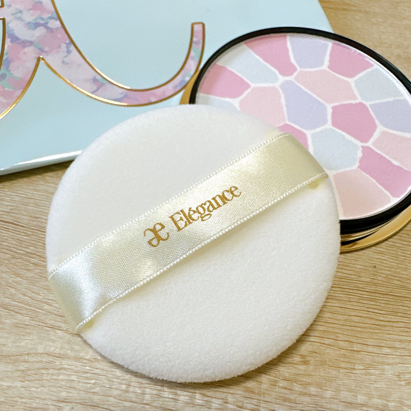 エレガンス ラ プードル オートニュアンス リクスィーズ/Elégance/プレストパウダーを使ったクチコミ(2枚目)