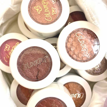 Super Shock Shadow/ColourPop/パウダーアイシャドウを使ったクチコミ（1枚目）