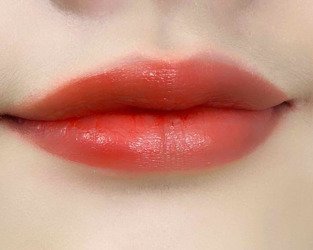 ルージュ ヴォリュプテ シャイン/YVES SAINT LAURENT BEAUTE/口紅を使ったクチコミ(2枚目)