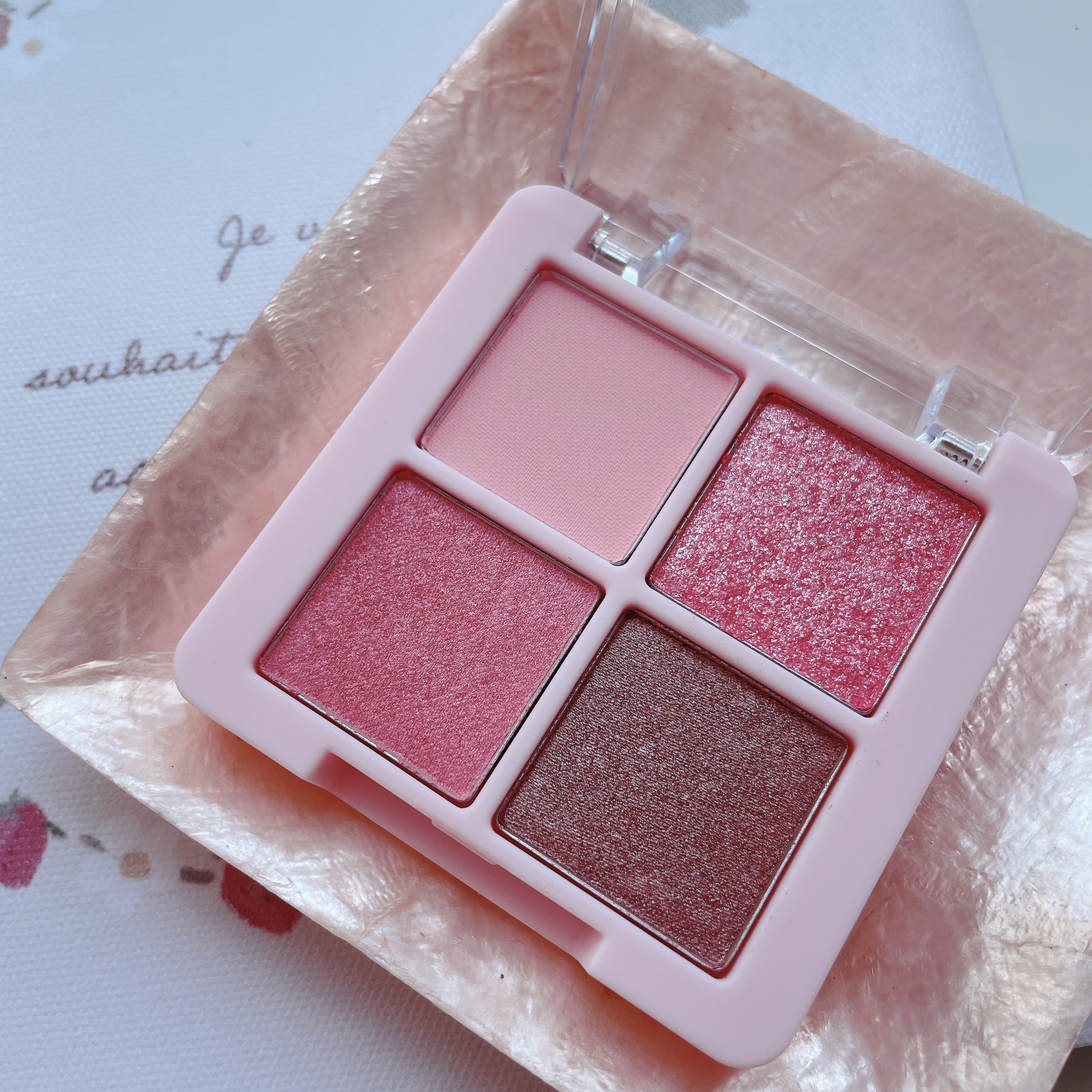 ムードシャドウパレット 05 コットンパウダー/dasique/アイシャドウパレットを使ったクチコミ（3枚目）