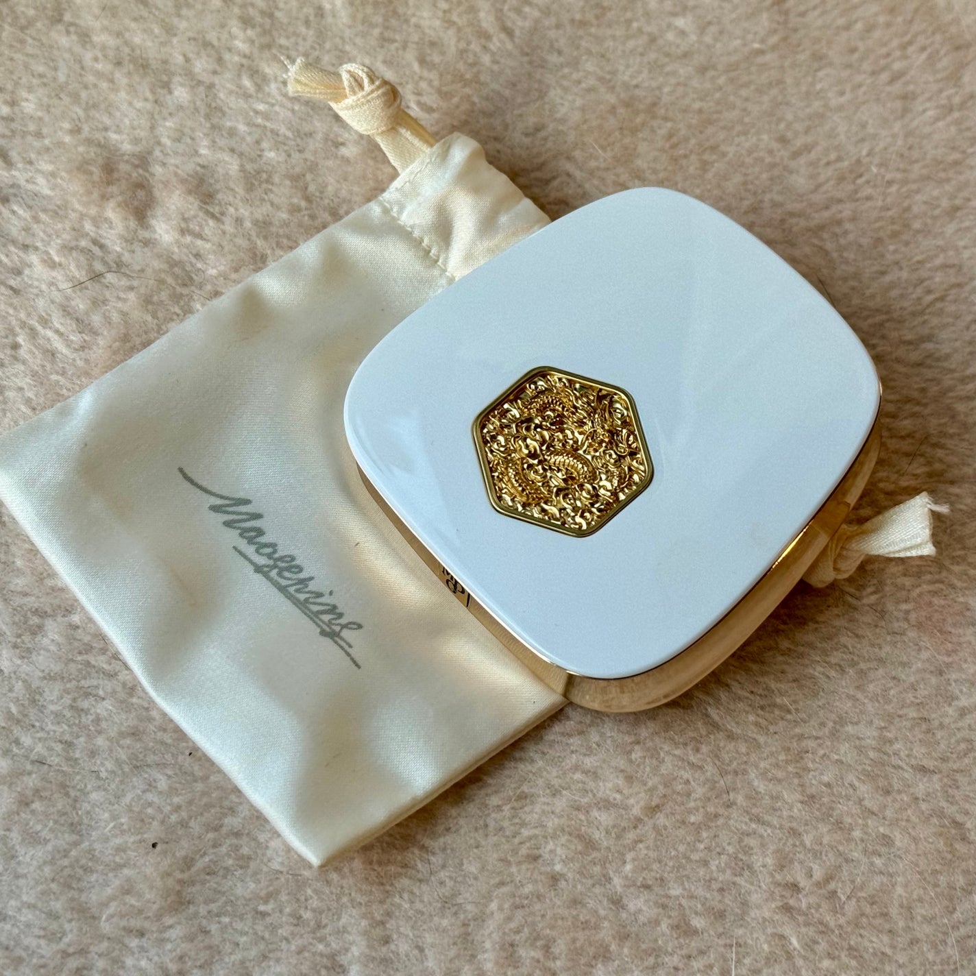 御猫嬉戏多用眼彩盘 MAOGEPING