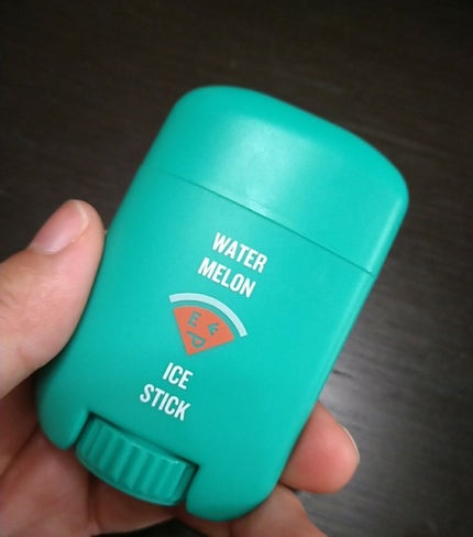 ウォーターメロン アイススティック/EASYPEASY/デオドラント・制汗剤を使ったクチコミ(2枚目)