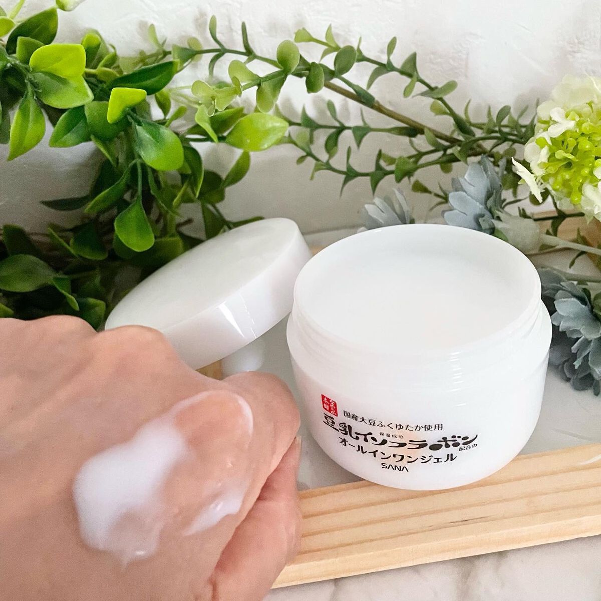 とろんと濃ジェル NC /なめらか本舗/オールインワン化粧品を使ったクチコミ（3枚目）