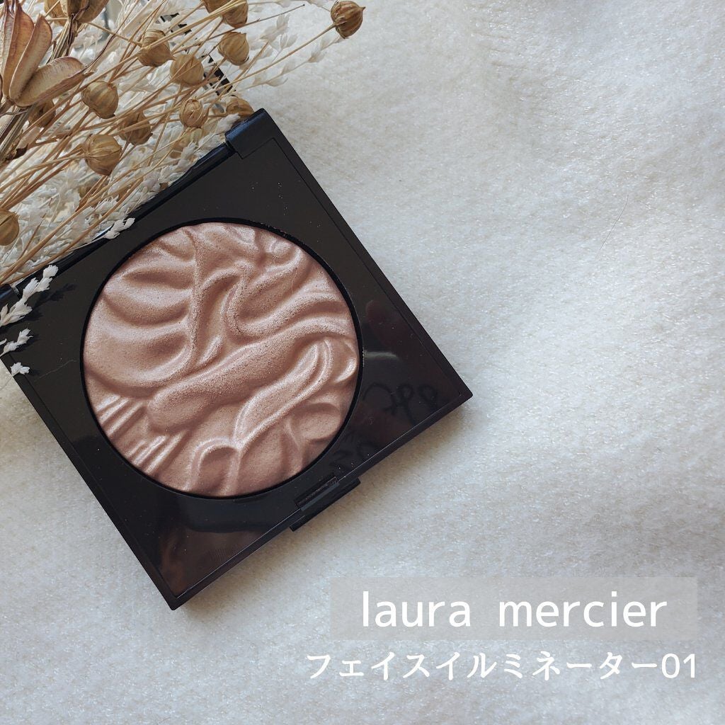 フェイスイルミネーター/ローラ メルシエ/パウダーハイライトを使ったクチコミ(2枚目)