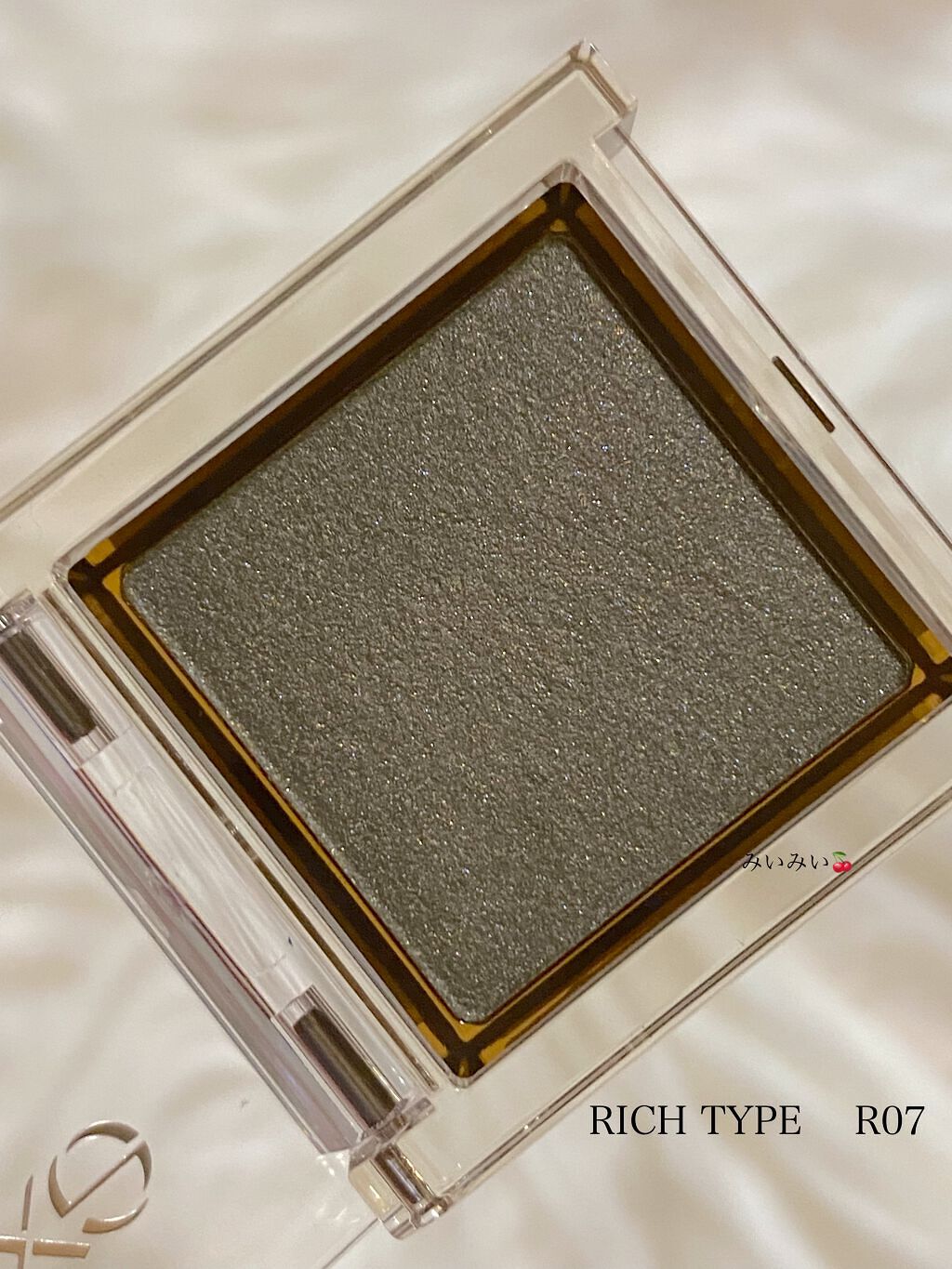 アイプランナー/excel/単色アイシャドウを使ったクチコミ（3枚目）