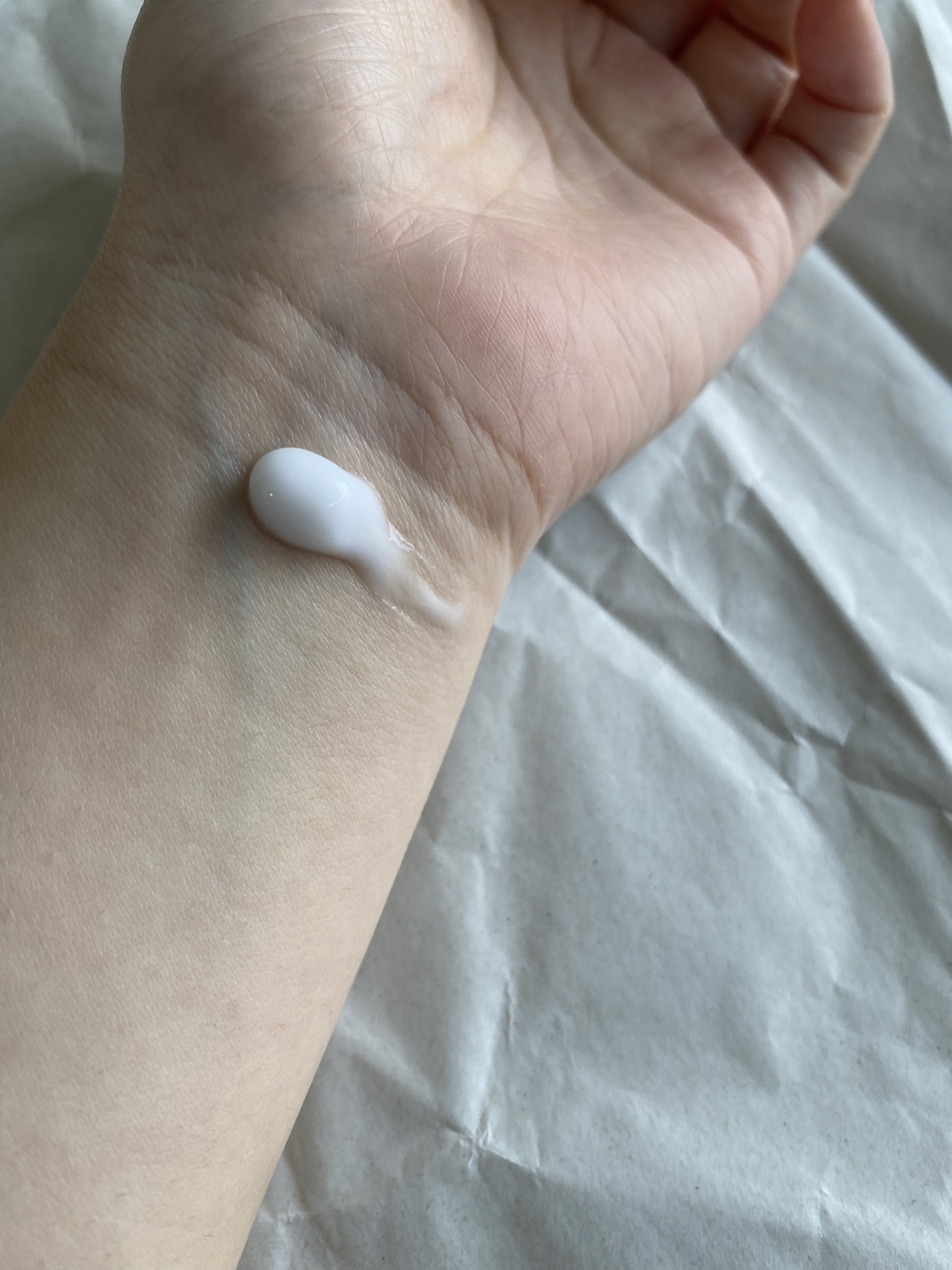 LPT Keratin パフュームヘアエッセンス Blooming Rose/Daleaf/ヘアミルクを使ったクチコミ（2枚目）