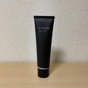 KANEBO　スクラビング マッド ウォッシュ
ついに購入💓
敏感肌and混合肌のわたくし、スクラブ入りはちょっとなあと尻込みしていましたが、lipsでみなさんの高評価レビューを見てついにお迎えしました