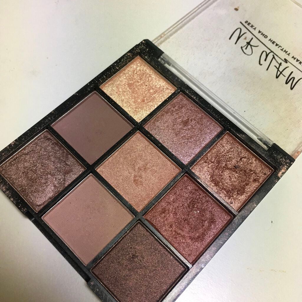 UR GLAM BLOOMING EYE COLOR PALETTE/U R GLAM/アイシャドウパレットを使ったクチコミ(1枚目)