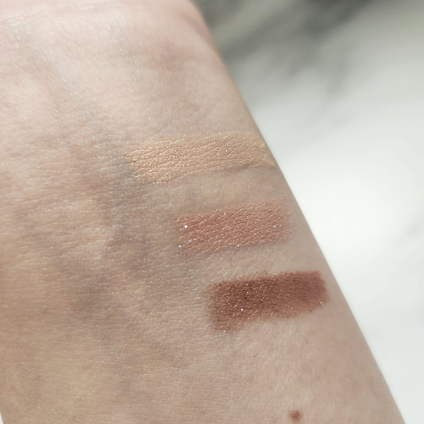 ジョイココ エアリーアイシャドウ/Joy.coco(ジョイココ)/単色アイシャドウを使ったクチコミ(2枚目)