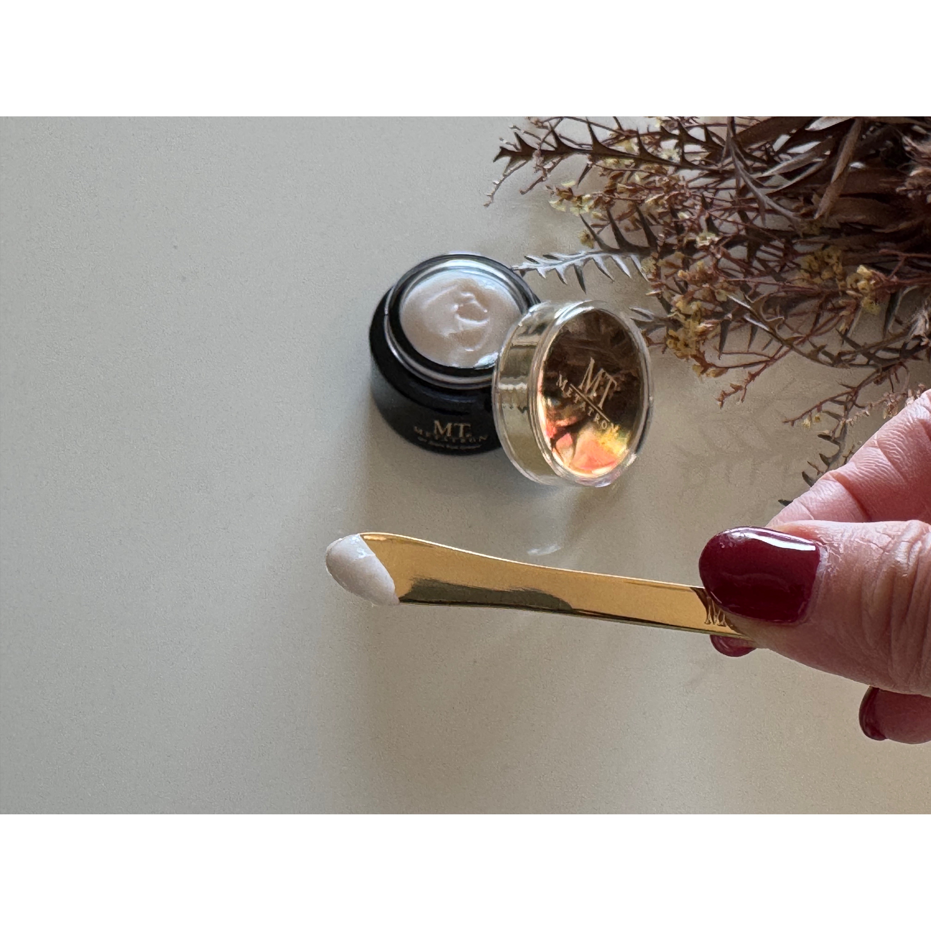 試してみた】MT ステムアイクリーム MTメタトロンの効果・肌質別の