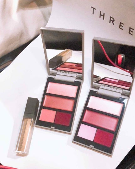 グローフリーダムパレットライジング/THREE/クリームハイライトを使ったクチコミ(2枚目)