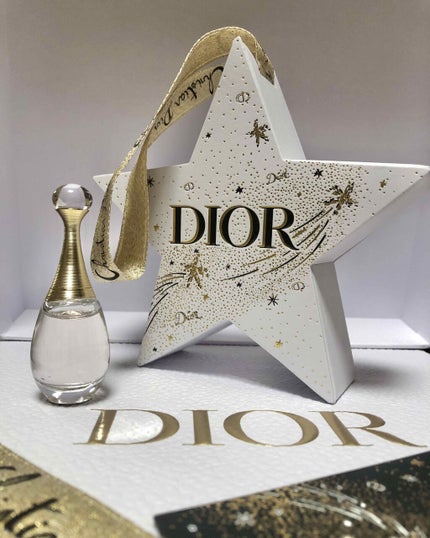 ディオリフィック グリッター トップ コート/Dior/ネイルトップコートを使ったクチコミ(4枚目)