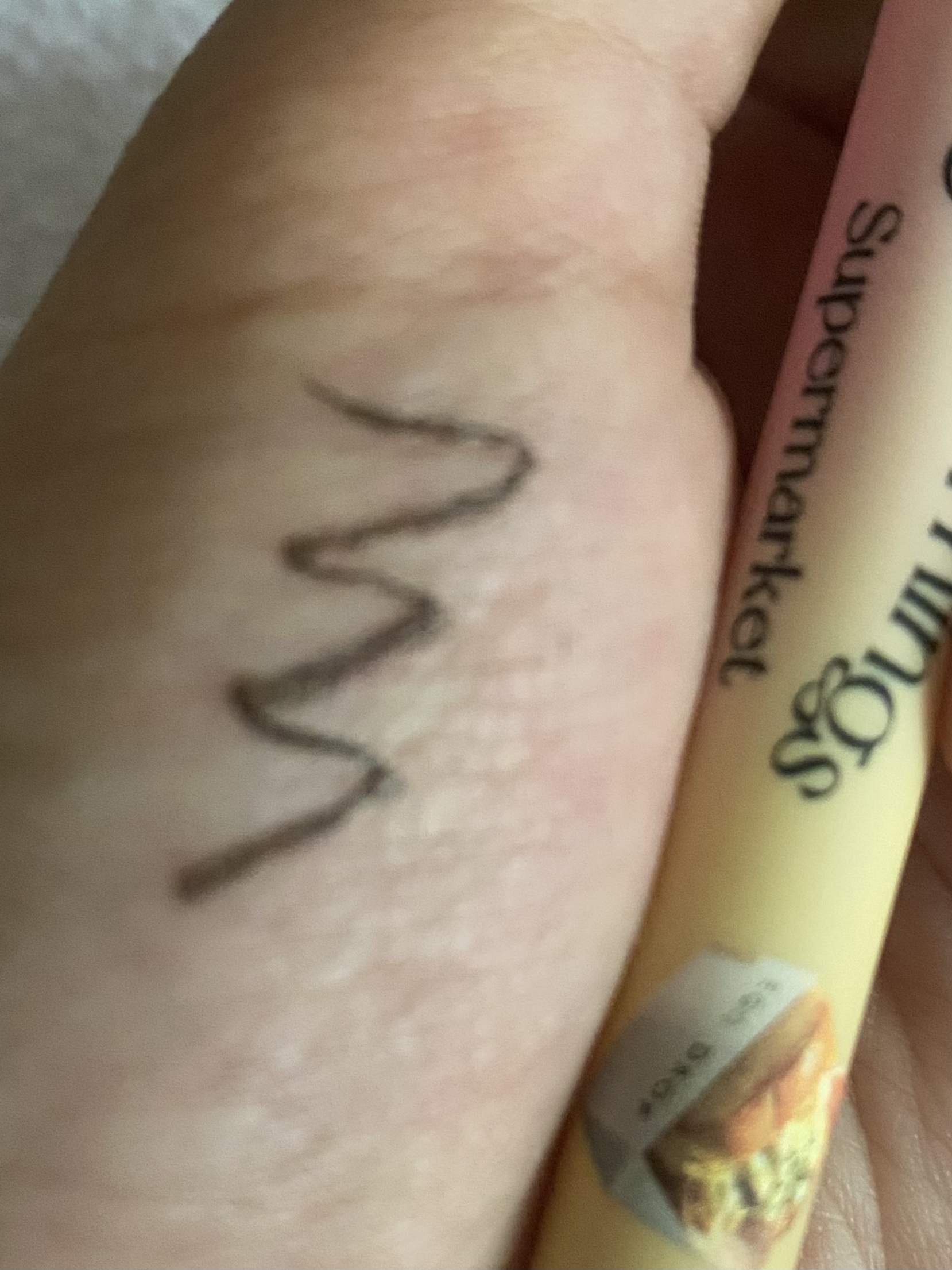 I Am Super Beauty Liquid Eyeliner/FLORTTE/リキッドアイライナーを使ったクチコミ（3枚目）