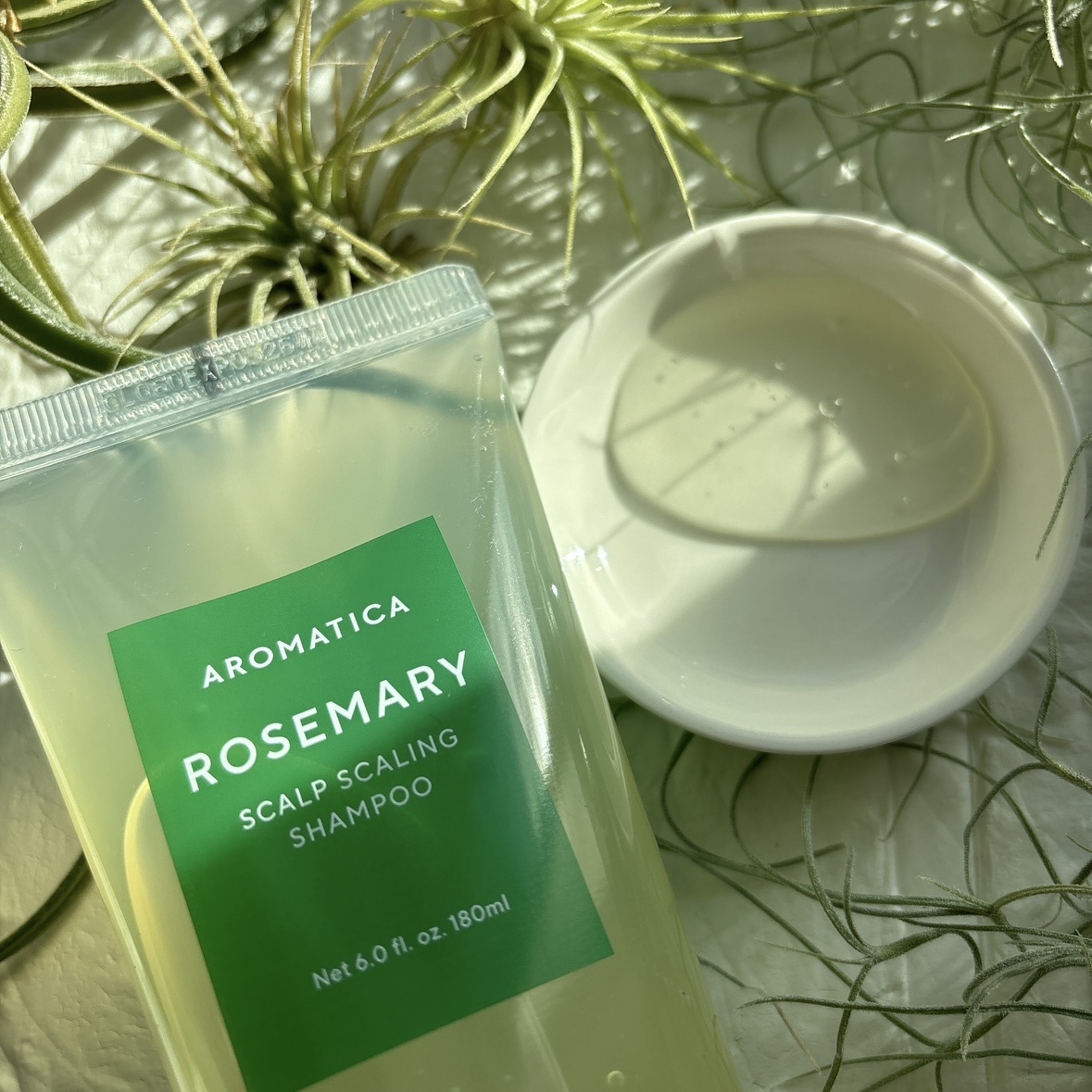 ローズマリールートエンハンサー/AROMATICA/頭皮ローションを使ったクチコミ（3枚目）