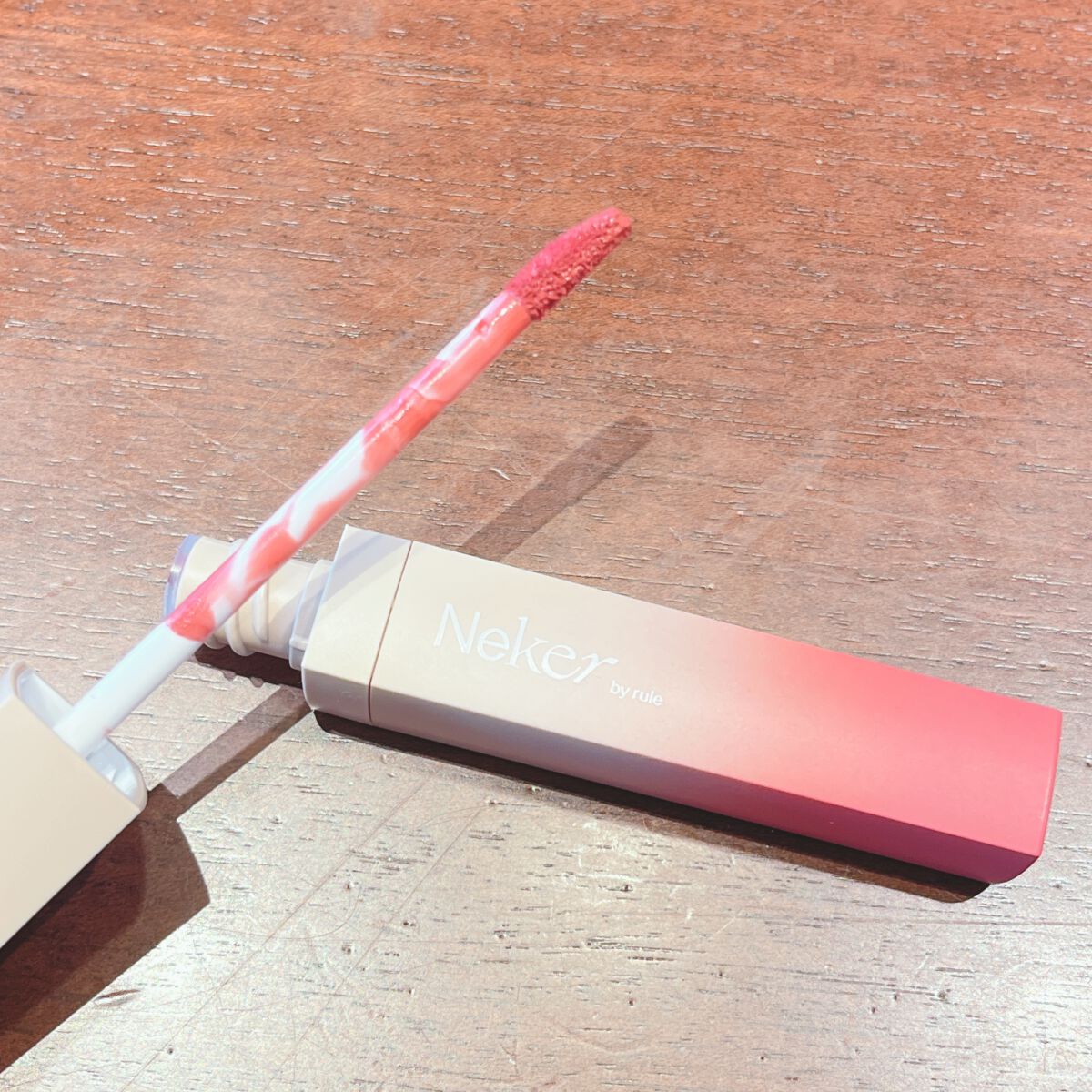 カラースエードリップロッカー/Neker /口紅を使ったクチコミ(3枚目)