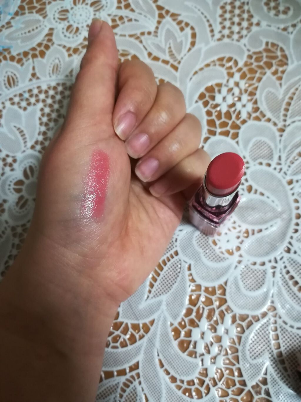 なめらか質感ひと塗りルージュ/AUBE/口紅を使ったクチコミ（3枚目）